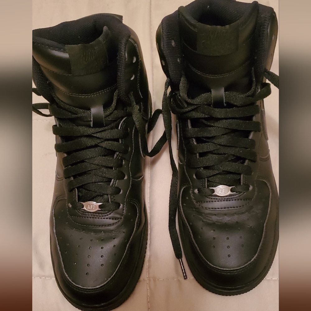 Nike Air Force 1 Mens size 8